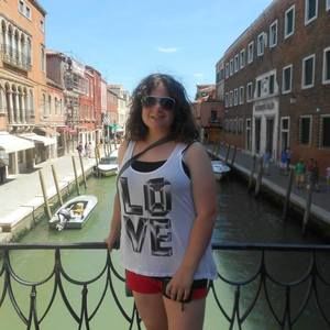 Meet your Posher, Erica